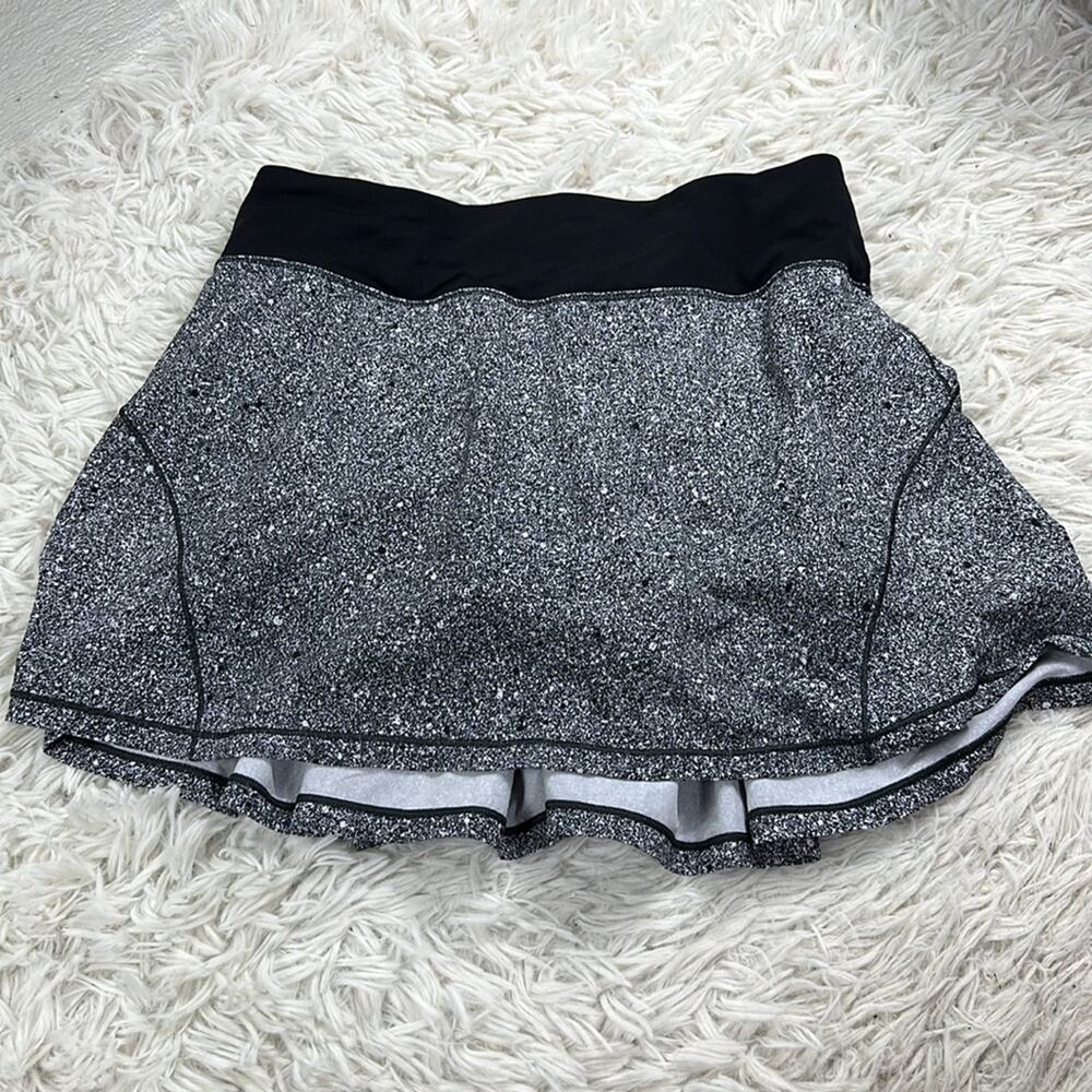 Lululemon Circuit Breaker Skirt II (Tall) 15" Luminesce Splatter White Black